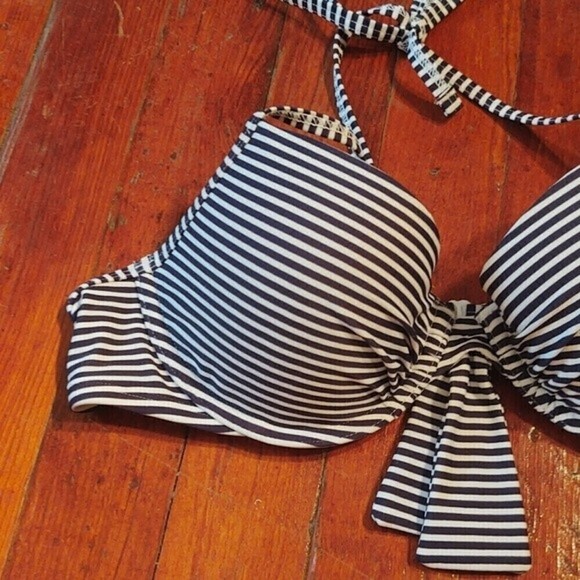 Aerie Bridget Navy and White Halter Neck Bikini Top Sz 36B - Picture 3 of 10
